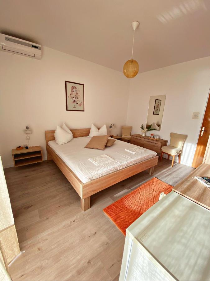 Hotel The Manzoni Family 1 Punat Exterior foto
